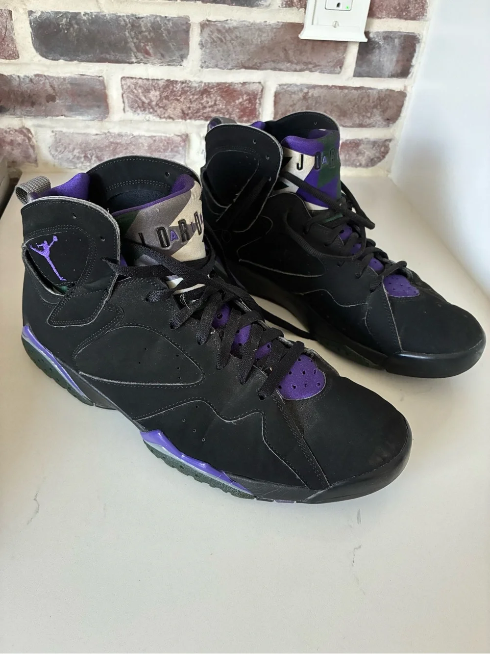 Nike Air Jordan 7 size 12.5 Mens Ray Allen Edition (Bucks Away)